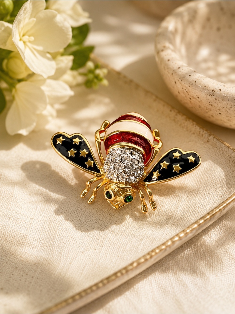 VTG ~ Joan Rivers “Stars & Stripes” Bubble Bee Brooch
